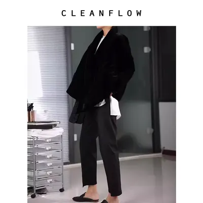 CLEANFLOW | 黑色金丝绒V领气质百搭中式羽绒服女2026冬新款外套