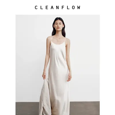 CLEANFLOW | 30姆米砂洗重缎桑蚕真丝斜裁气质吊带连衣裙女新款